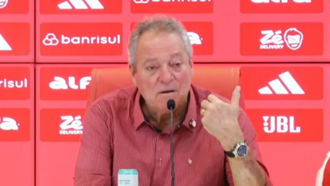 Brasiliansk tränare ger olycklig ursäkt efter homofoba kommentarer: "Färger definierar inte kön, det som definierar är karaktär"