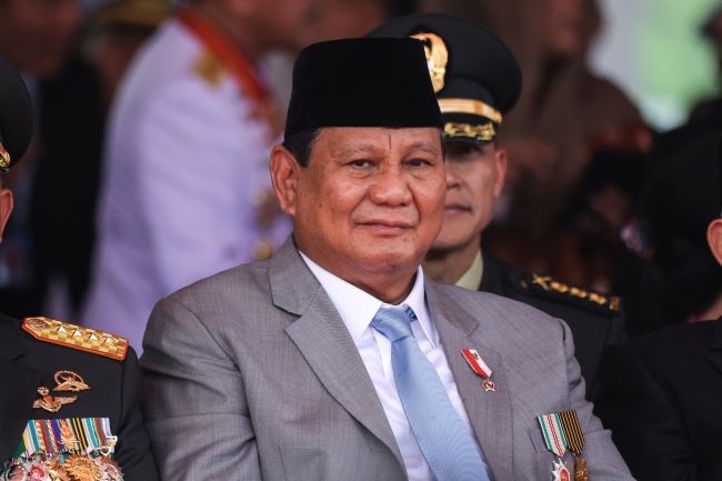Indonesien går vidare med en militär civil integrationsplan