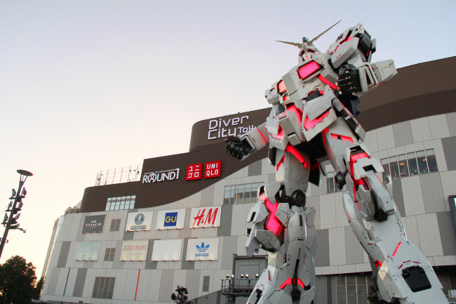 Den världsberömda Gundam-statyn i Tokyo tas bort sent i sommar