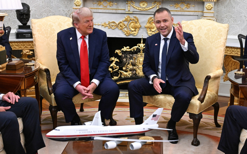 Trump signalerar ett starkare amerikanskt militärt engagemang i Polen