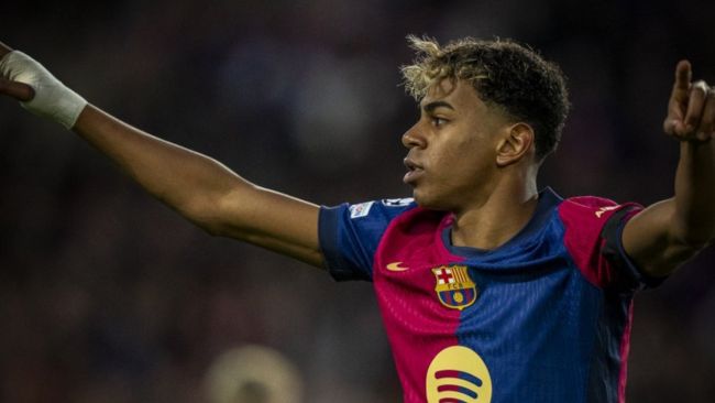 FC Barcelona är det första laget att kvalificera sig till kvartsfinal i Champions League tack vare fansens favoriter Yamal och Raphinha