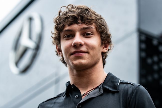 Den rörande anteckningen Lewis Hamilton lämnade Kimi Antonelli i sitt Mercedes-rum