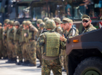 Ukrainska tr&auml;nare kommer att hj&auml;lpa till att f&ouml;rbereda den tyska arm&eacute;n f&ouml;r ett m&ouml;jligt hot fr&aring;n Ryssland