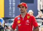 Carlos Sainz tycker att Las Vegas står i skuld till Ferrari efter förra årets orättvisa straff