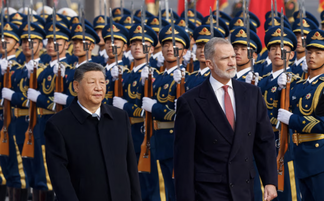 Kina och Spanien möts för att 