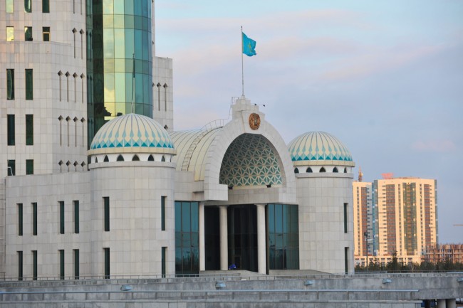 Kazakstans parlament förbjuder 