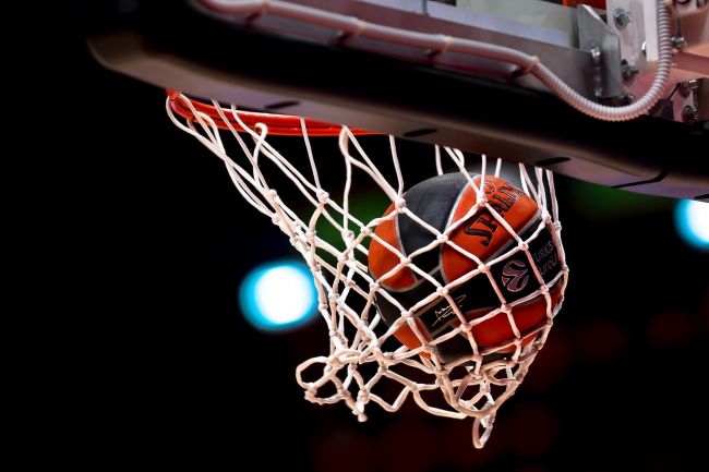 Euroleague firar sin sista omgång av grundserien med hälften av slutspelsplatserna ännu inte avgjorda