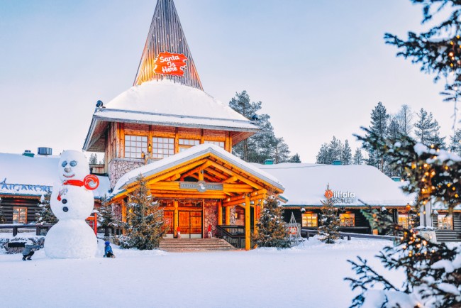 Denna jul har jultomten nya medhjälpare: NATO utplaceras i Lappland på grund av en möjlig rysk attack