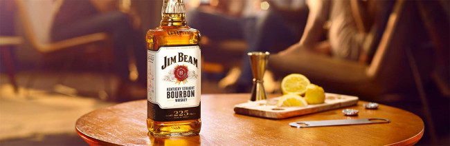 Bourbonmarknaden bromsar kraftigt in, och Jim Beam pausar produktionen till 2027