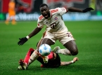Dayot Upamecanos f&ouml;rl&auml;ngning med Bayern har k&ouml;rt fast, Real Madrid och Liverpool luktar blod