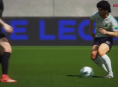 En f&ouml;rb&auml;ttrad Maradona sl&auml;ppt till PES 2018