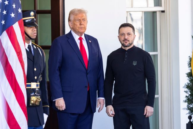 Trump anklagar Zelensky för att ha utvidgat konflikten i Ukraina om Krim