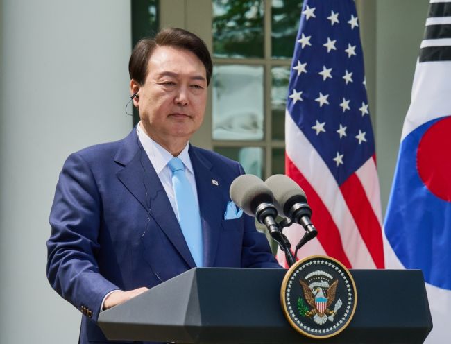 Sydkorea vill frihetsberöva den avsatte presidenten Yoon