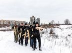 Ukrainas unga möter krig och frestande belöningar i ny rekryteringskampanj
