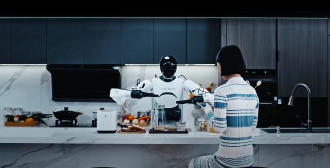 Agibot X2 uppvisad på CES - humanoid robot som både kan arbeta och dansa