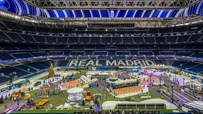 Real Madrid förvandlar Bernabéu-stadion till en julnöjespark under Liga-uppehållet