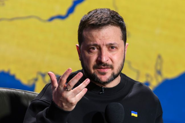Zelensky varnar för att Europa inte kan säkra Ukraina utan USA