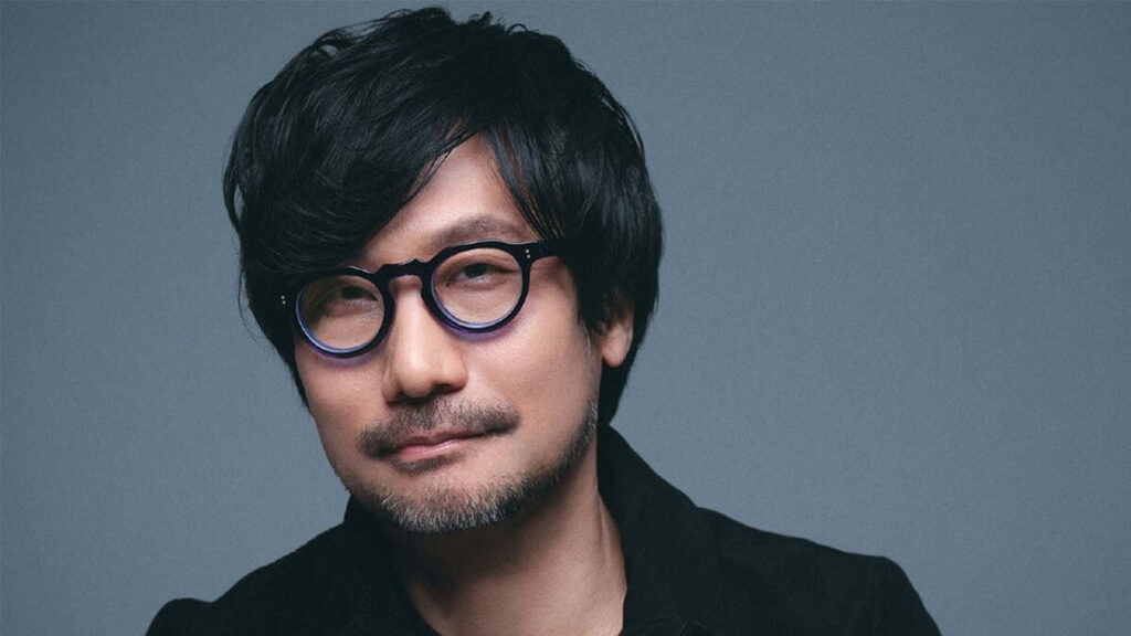 Hideo Kojima presenterar ett Hideo Kojima-kreditkort
