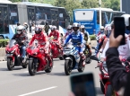 MotoGP:s VD &ouml;ppen f&ouml;r att ha gatbanor precis som Formel 1, men s&auml;kerheten kommer f&ouml;rst