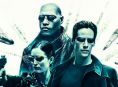 Keanu Reeves talar om alt-h&ouml;gern med metaforer fr&aring;n The Matrix 
