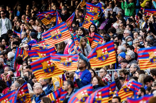 Nästa Clásico mellan FC Barcelona och Real Madrid kan komma att spelas på en europeisk arena