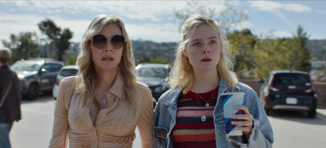 Elle Fanning återvänder i en andra säsong av Margo's Got Money Troubles