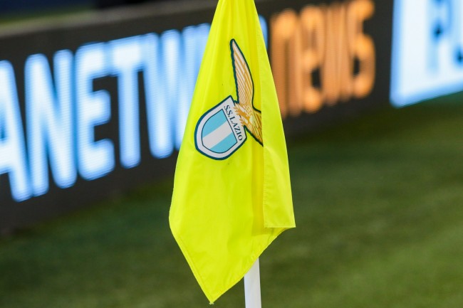 Lazio beordrades att betala moraliska skadestånd till den svenska spelaren Maja Göthberg, som avskedats från Lazio på grund av graviditet