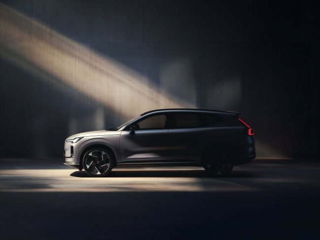 Volvo presenterar sin första plug-in-hybrid med utökad räckvidd
