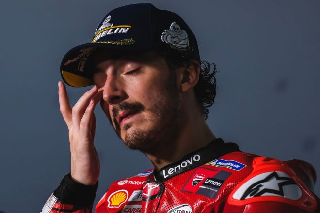 Francesco Bagnaia faller från MotoGP topp 3: "Jag lovade mig själv att jag inte skulle avsluta loppet längst bak i fältet"