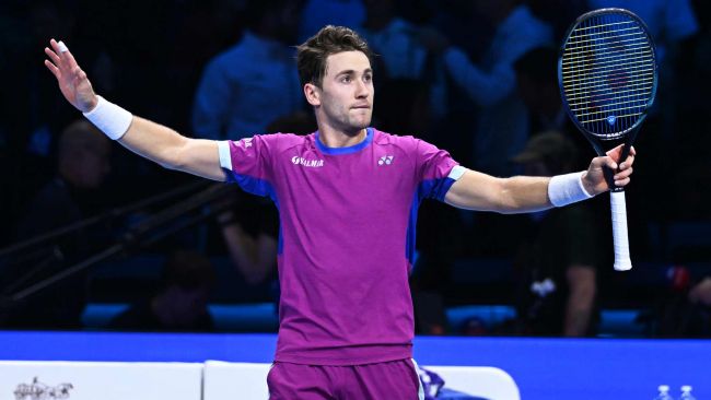 Casper Ruud slår Carlos Alcaraz i ATP Finals Day 2