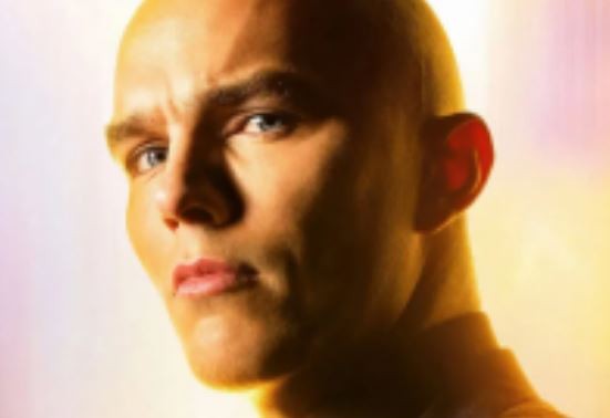 Nicolas Hoult njuter av de mörkare roller han nu erbjuds