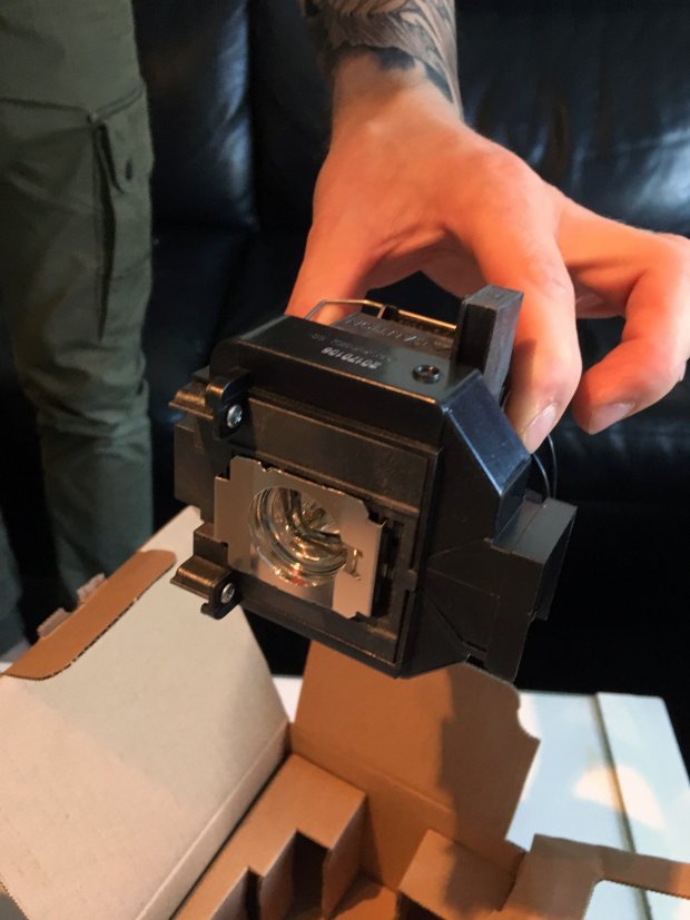 Byte av projektorlampa