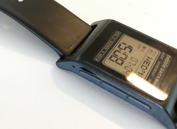 Min Pebble 2 börjar gå sönder