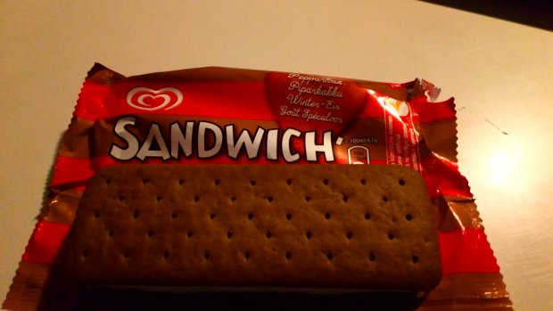 Måndagsglassen! *Vinterspecial* - Sandwich pepparkaka