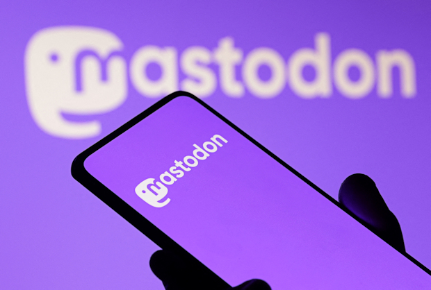 Mastodon tar Twitter-användare i massor