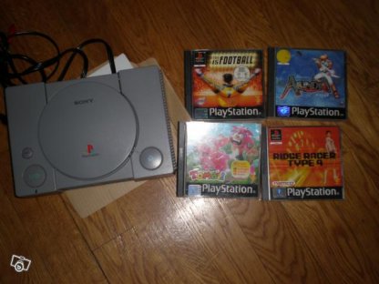 PS1 och 4 spel för 400kr