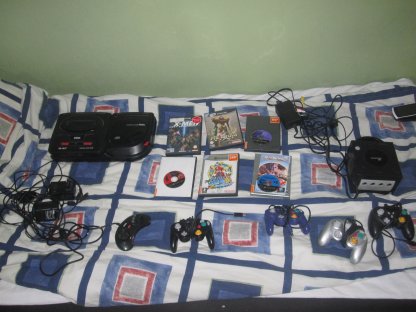 Mega CD, GC, 5 spel 4 kontroller 550kr